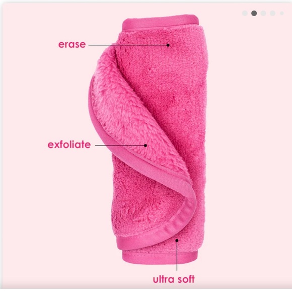 The Original MakeUp Eraser® Makeup Remover Cloths - (Pink & Chic Black) Set of 2 - Picture 7 of 12